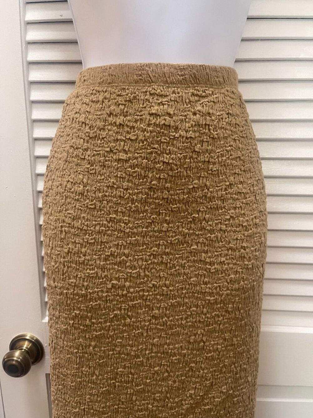 Princess Polly Beige Textured Shirred Maxi Skirt US 4 - Picture 2 of 8